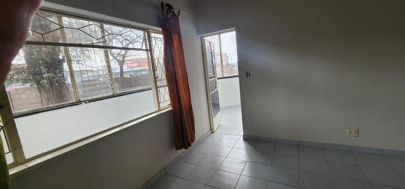 2 Bedroom Property for Sale in Cason Gauteng