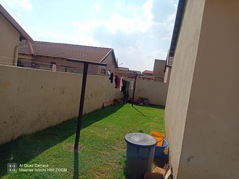 2 Bedroom Property for Sale in Dawn Park Gauteng