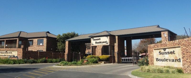 2 Bedroom Property for Sale in Sonneveld Gauteng