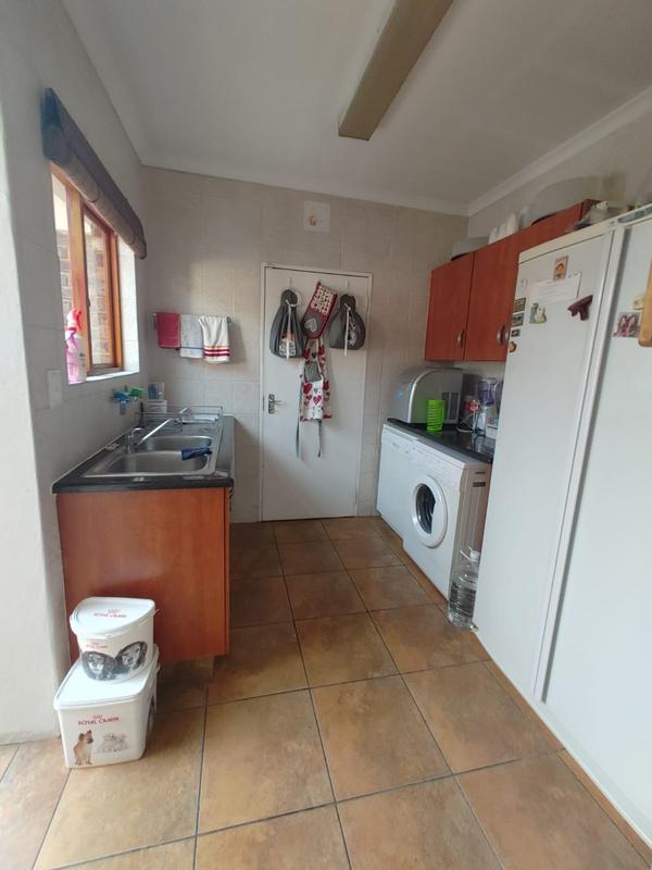 3 Bedroom Property for Sale in Sonneveld Gauteng