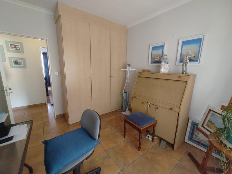3 Bedroom Property for Sale in Sonneveld Gauteng