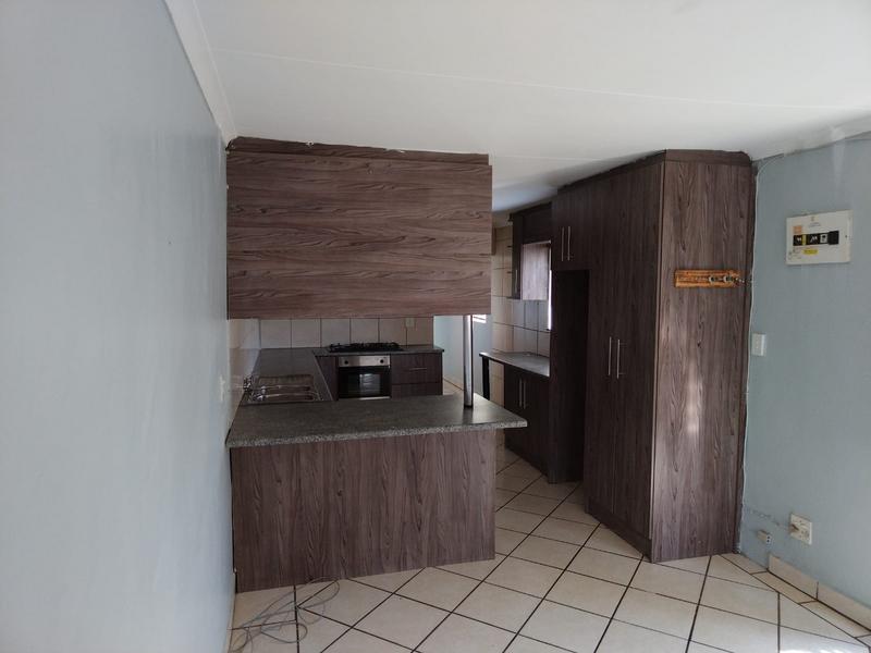 3 Bedroom Property for Sale in Casseldale Gauteng