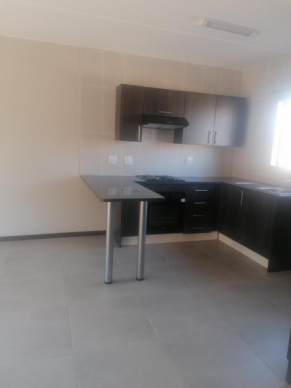 1 Bedroom Property for Sale in Kenleaf Gauteng