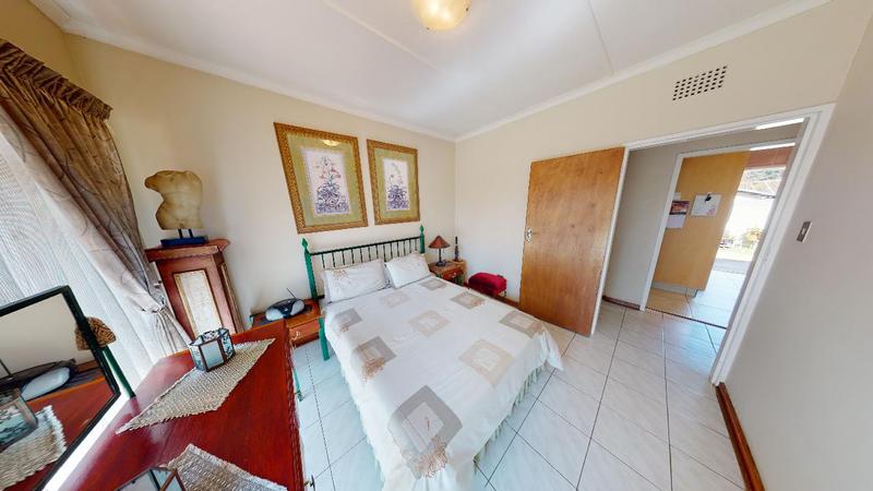 5 Bedroom Property for Sale in Kenleaf Gauteng