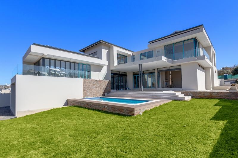 5 Bedroom Property for Sale in Waterfall Country Estate Gauteng