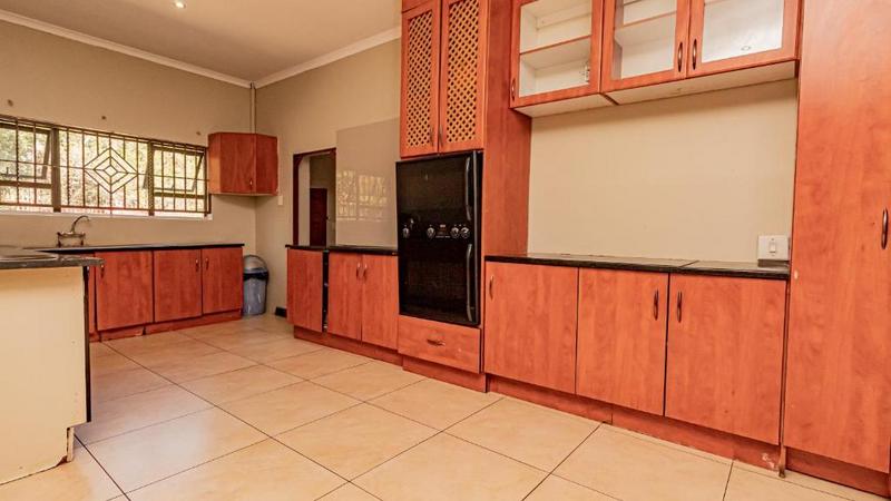 To Let commercial Property for Rent in Erasmia Gauteng