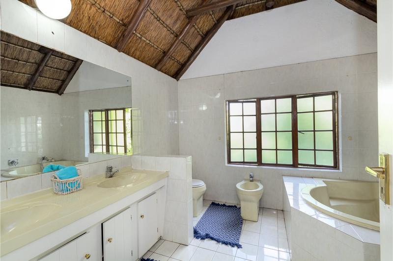 4 Bedroom Property for Sale in Fourways Gardens Gauteng