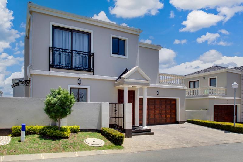 3 Bedroom Property for Sale in Maroeladal Gauteng