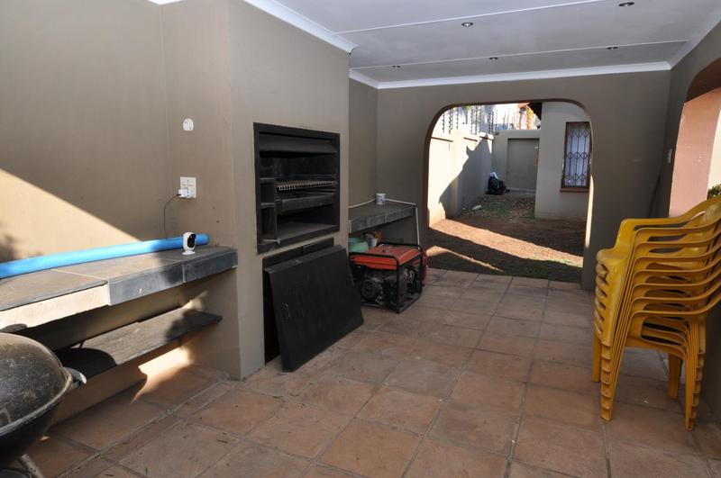 3 Bedroom Property for Sale in North Riding Gauteng