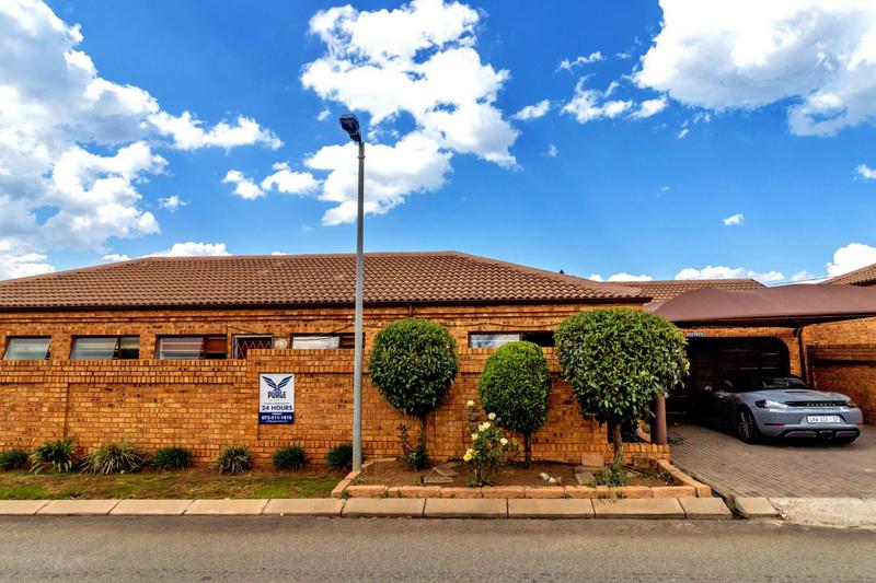 3 Bedroom Property for Sale in North Riding Gauteng