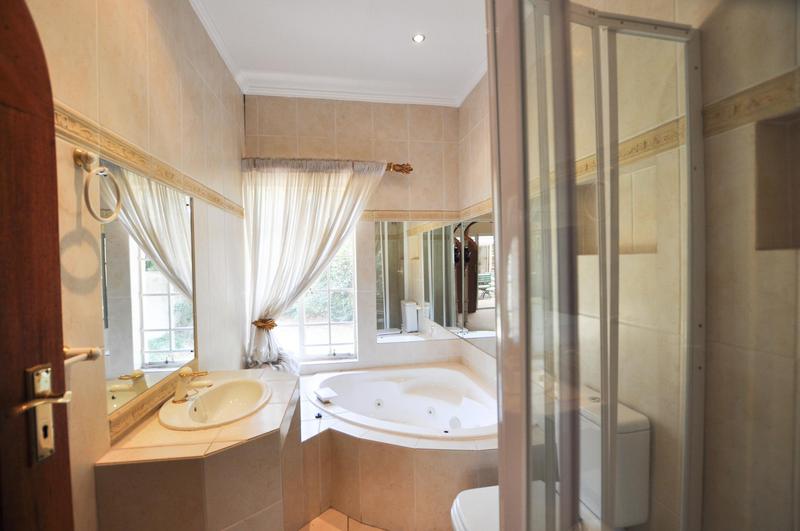 6 Bedroom Property for Sale in Bryanston Gauteng