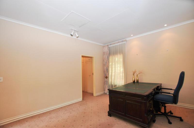 6 Bedroom Property for Sale in Bryanston Gauteng