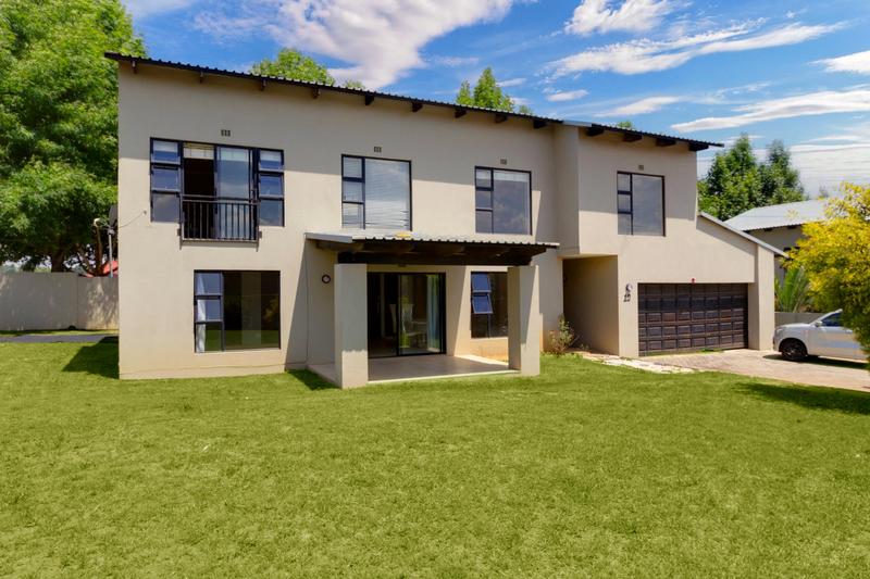 4 Bedroom Property for Sale in Fourways Gauteng