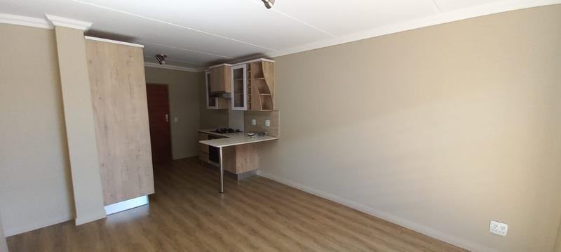 2 Bedroom Property for Sale in Roodeplaat Gauteng
