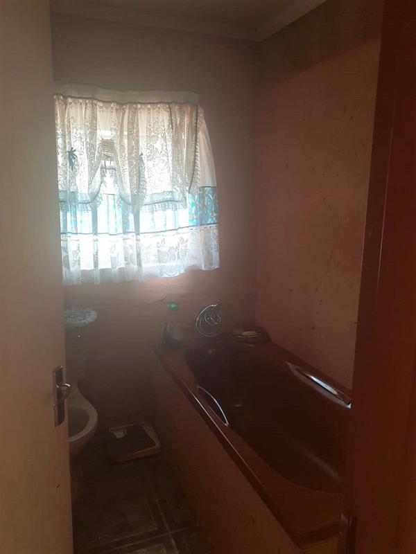4 Bedroom Property for Sale in Munsieville Gauteng