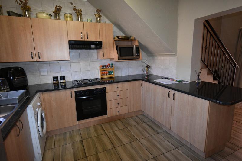 2 Bedroom Property for Sale in Noordheuwel Gauteng
