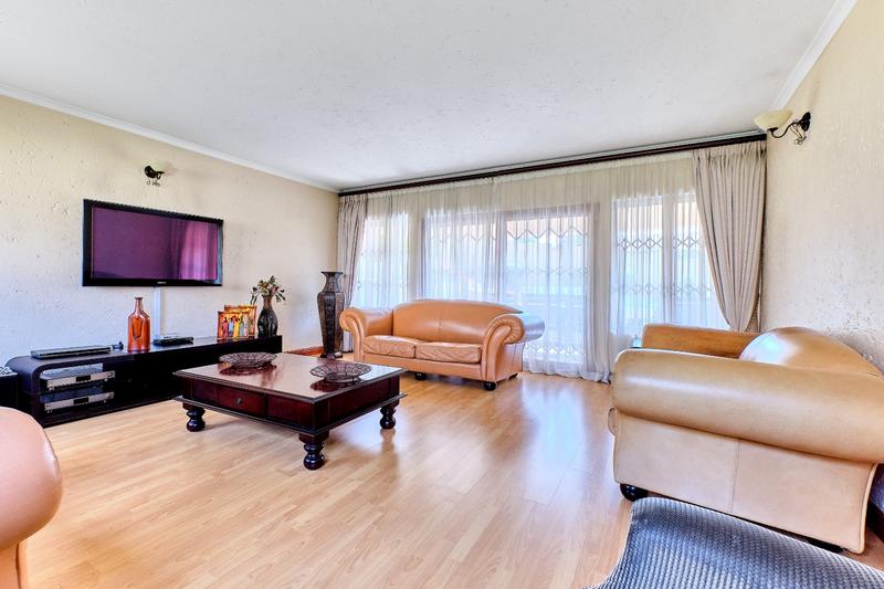 4 Bedroom Property for Sale in Rangeview Gauteng