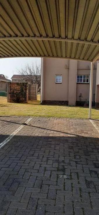 2 Bedroom Property for Sale in Elardus Park Gauteng