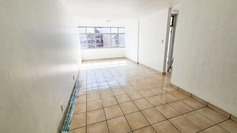 1 Bedroom Property for Sale in Sunnyside Gauteng