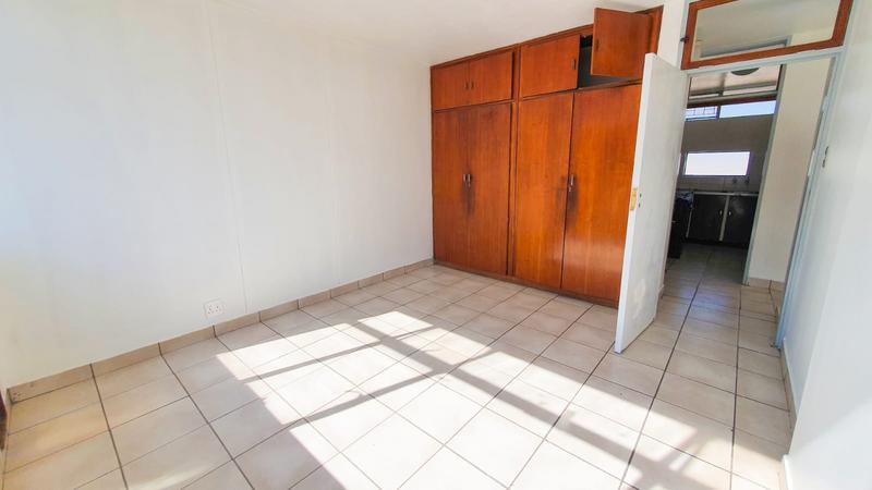 1 Bedroom Property for Sale in Sunnyside Gauteng