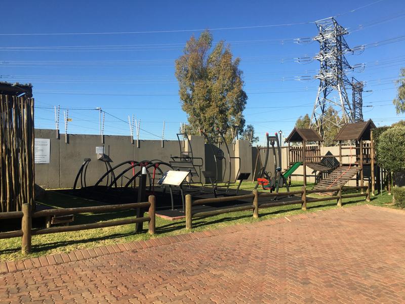 1 Bedroom Property for Sale in Barbeque Downs Gauteng