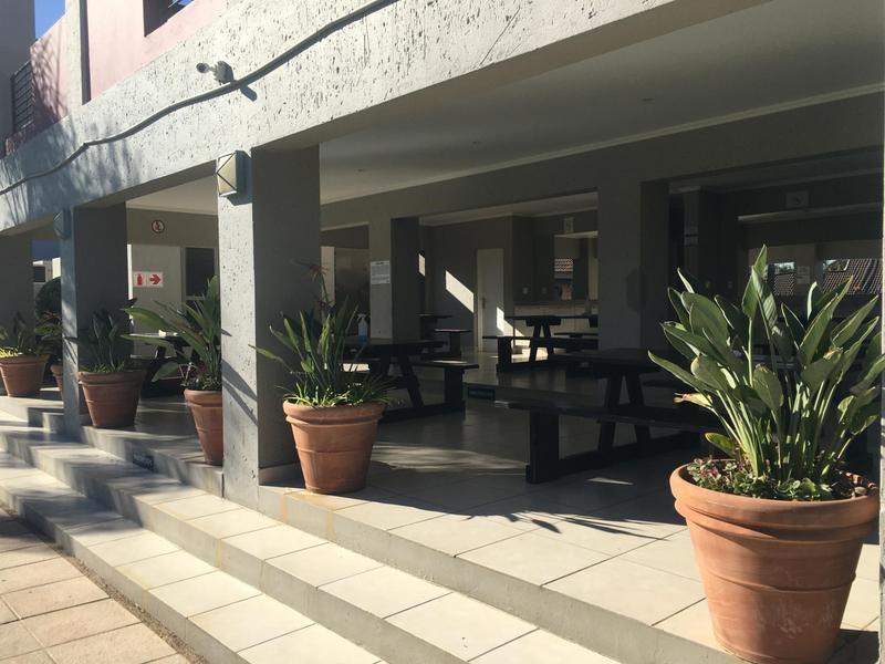 1 Bedroom Property for Sale in Barbeque Downs Gauteng