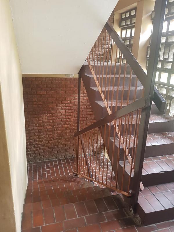 2 Bedroom Property for Sale in Sunnyside Gauteng