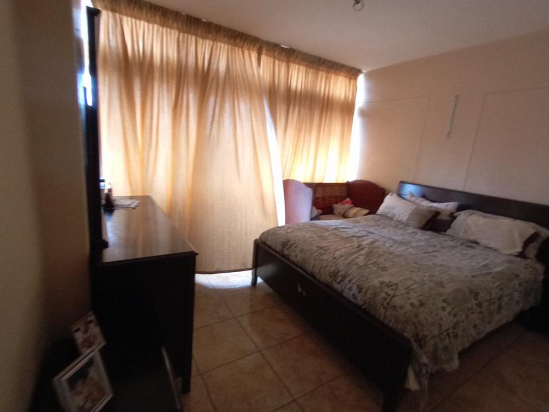 2 Bedroom Property for Sale in Sunnyside Gauteng