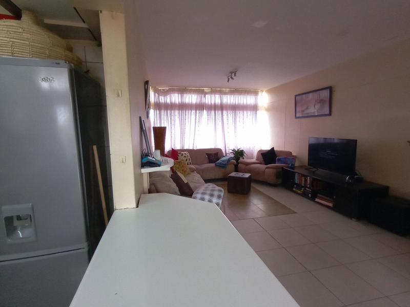 2 Bedroom Property for Sale in Sunnyside Gauteng