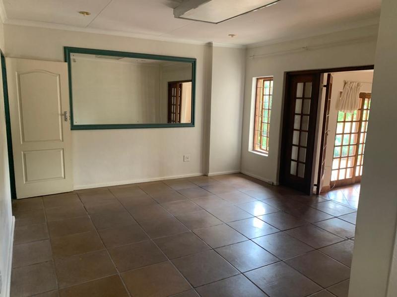 4 Bedroom Property for Sale in Waterkloof A H Gauteng