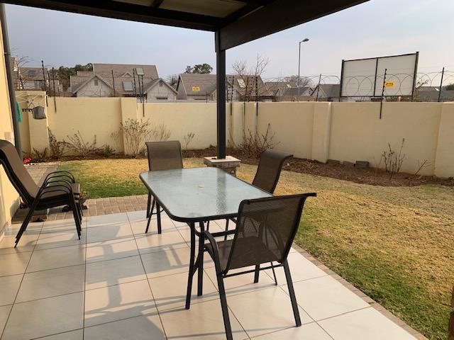 4 Bedroom Property for Sale in Willow Park Manor Gauteng