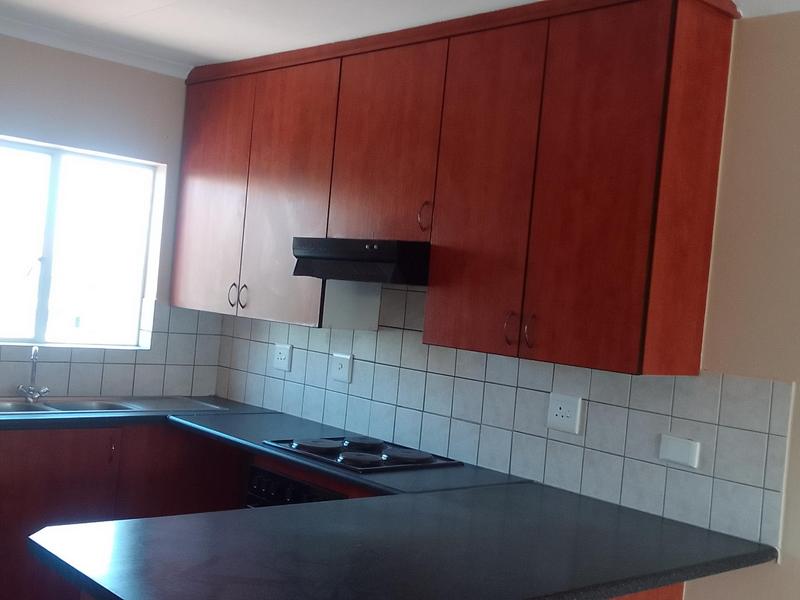 2 Bedroom Property for Sale in Vorna Valley Gauteng