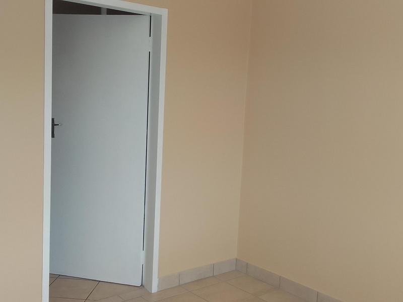 2 Bedroom Property for Sale in Vorna Valley Gauteng