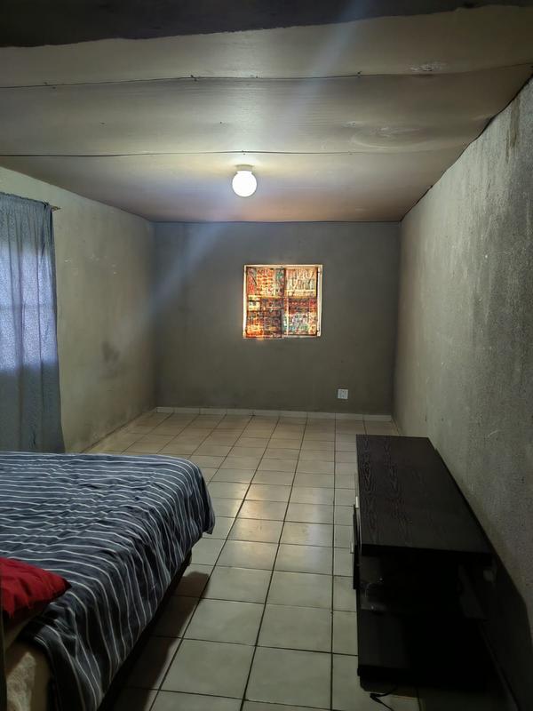 To Let 1 Bedroom Property for Rent in Rondebult Gauteng