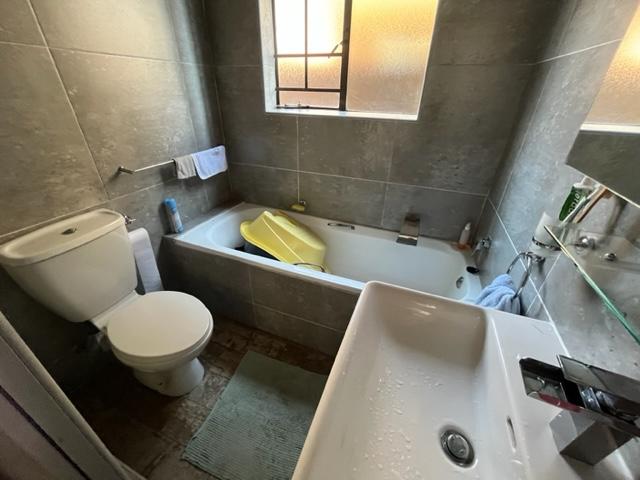 3 Bedroom Property for Sale in Sonneveld Gauteng