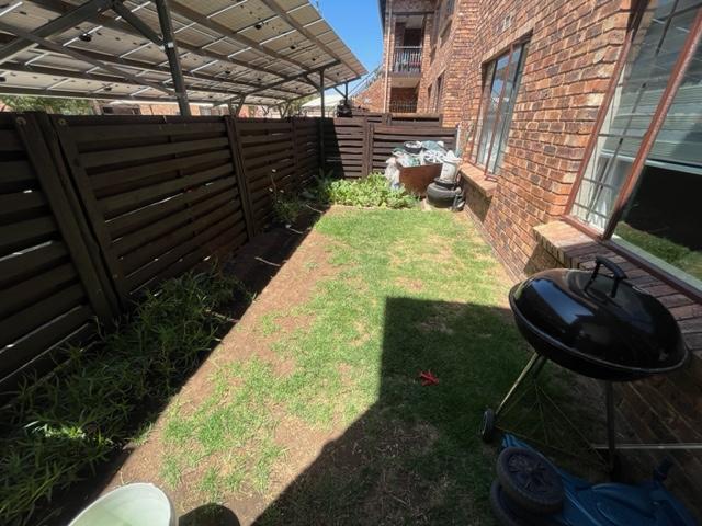 3 Bedroom Property for Sale in Sonneveld Gauteng