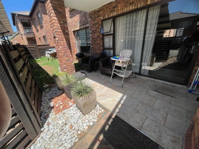 3 Bedroom Property for Sale in Sonneveld Gauteng