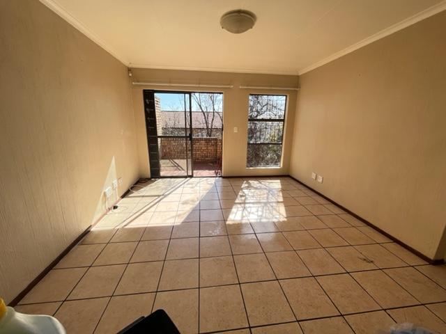 2 Bedroom Property for Sale in Ruimsig Gauteng