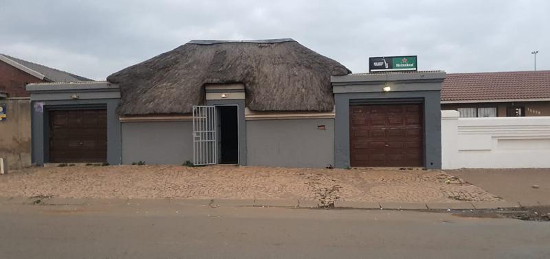2 Bedroom Property for Sale in Tsakane Gauteng