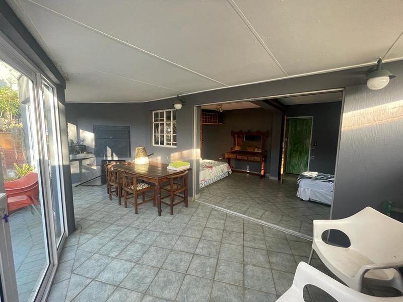 4 Bedroom Property for Sale in Erasmuskloof Gauteng