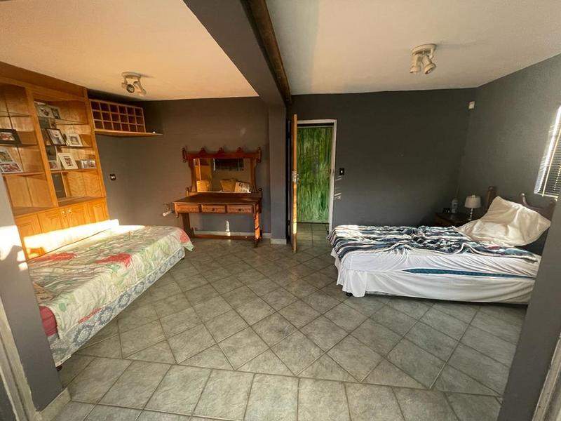 4 Bedroom Property for Sale in Erasmuskloof Gauteng
