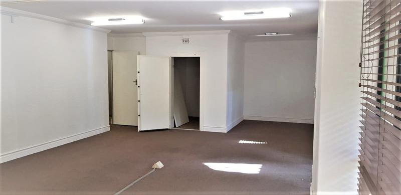 To Let commercial Property for Rent in Nieuw Muckleneuk Gauteng