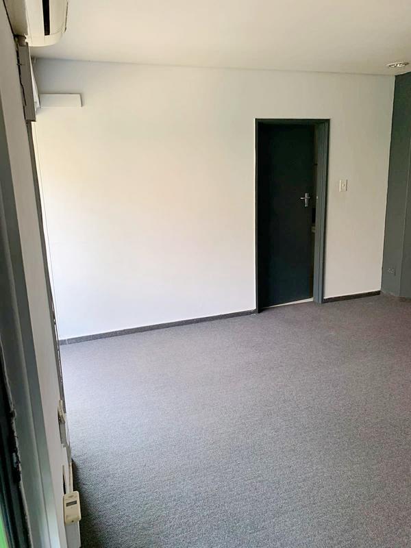 To Let commercial Property for Rent in Nieuw Muckleneuk Gauteng