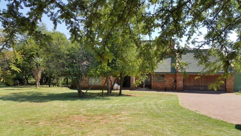 6 Bedroom Property for Sale in Pretoria North Gauteng