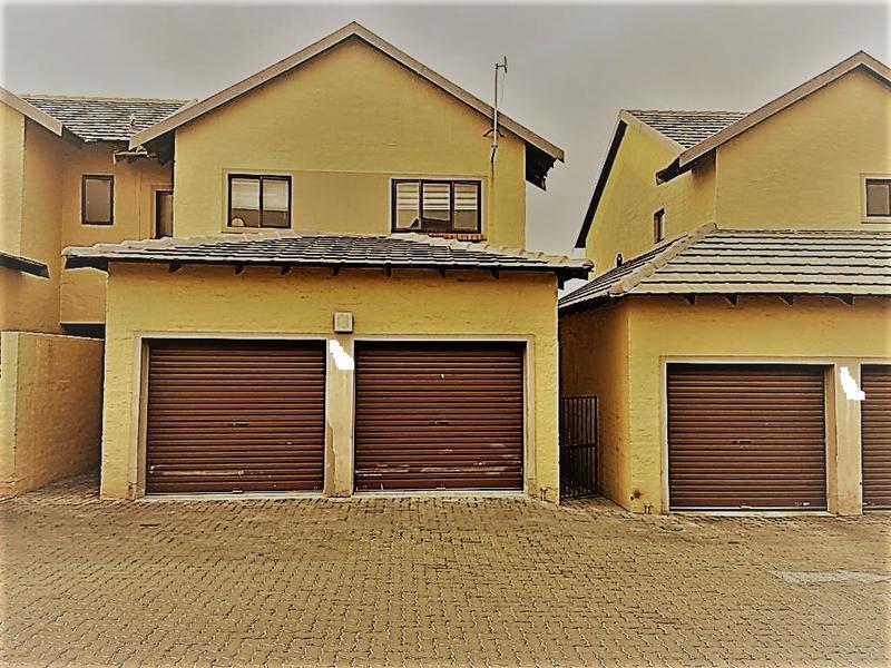 3 Bedroom Property for Sale in Noordwyk Gauteng