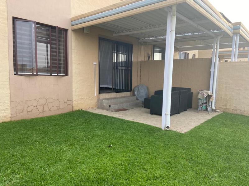 3 Bedroom Property for Sale in Noordwyk Gauteng