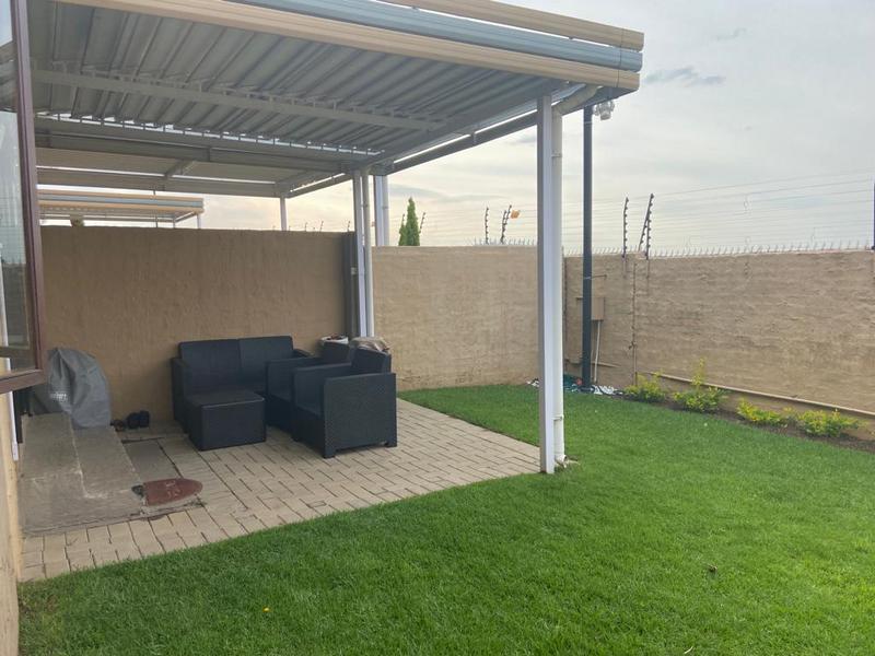 3 Bedroom Property for Sale in Noordwyk Gauteng