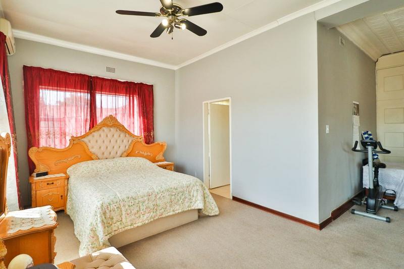 4 Bedroom Property for Sale in Kensington Gauteng