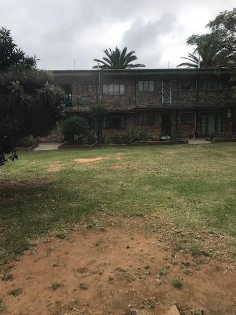2 Bedroom Property for Sale in Crown Gardens Gauteng