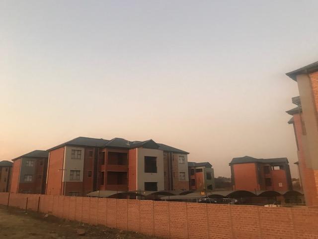 2 Bedroom Property for Sale in Kibler Park Gauteng